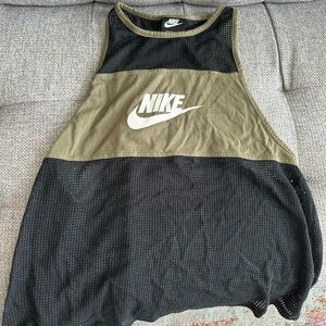 Nike Workout Top